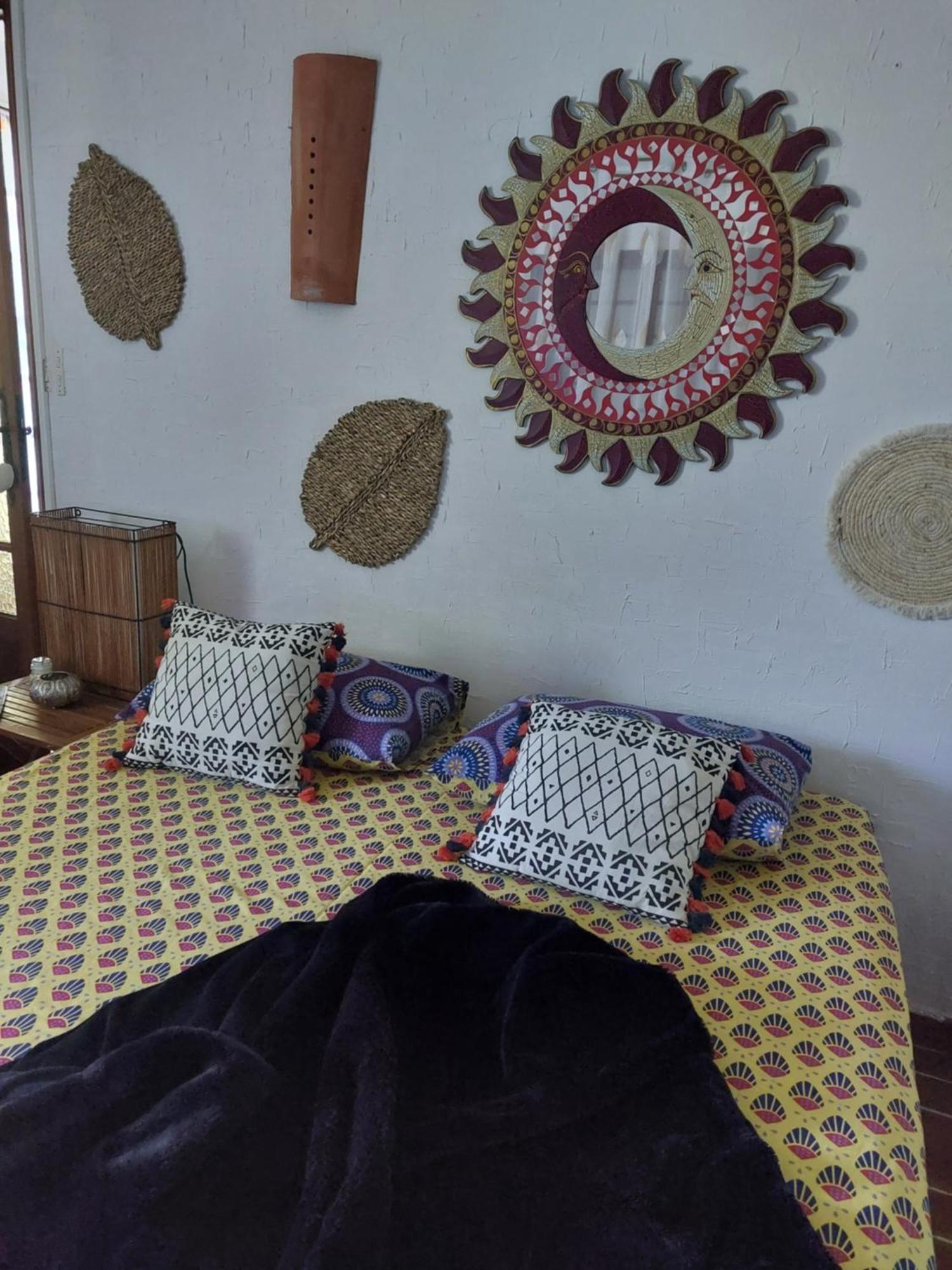 La Maison De Marie-Jeanne - Le Rocher D'Ongles ภายนอก รูปภาพ